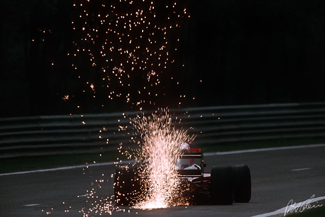 Alesi_1993_Belgium_01_PHC.jpg