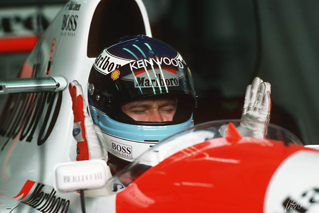 Hakkinen_1993_Portugal_02_PHC.jpg