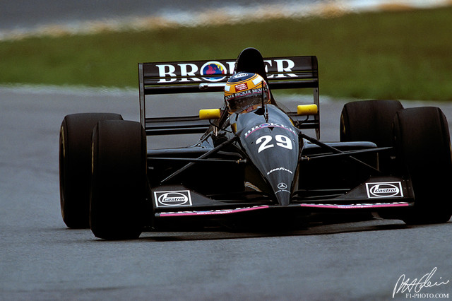 Wendlinger_1994_England_01_PHC.jpg