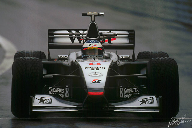 Hakkinen_1998_Austria_01_PHC.jpg