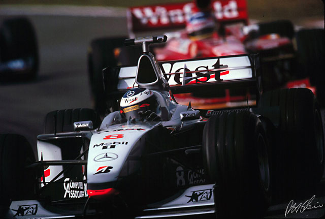 Hakkinen_1998_Brazil_01_PHC.jpg