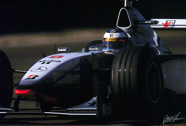 Hakkinen_1998_Germany_02_PHC.jpg