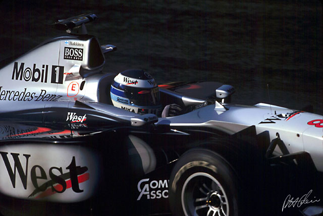 Hakkinen_1998_Japan_02_PHC.jpg