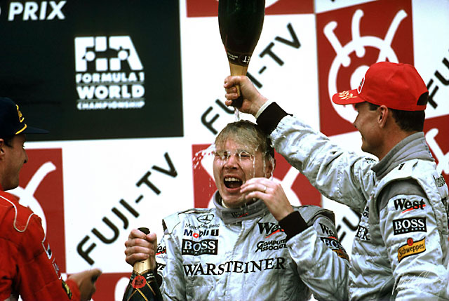 Podium_1998_Japan_01_PHC.jpg