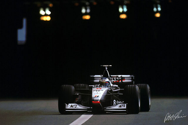 Hakkinen_1998_Monaco_02_PHC.jpg