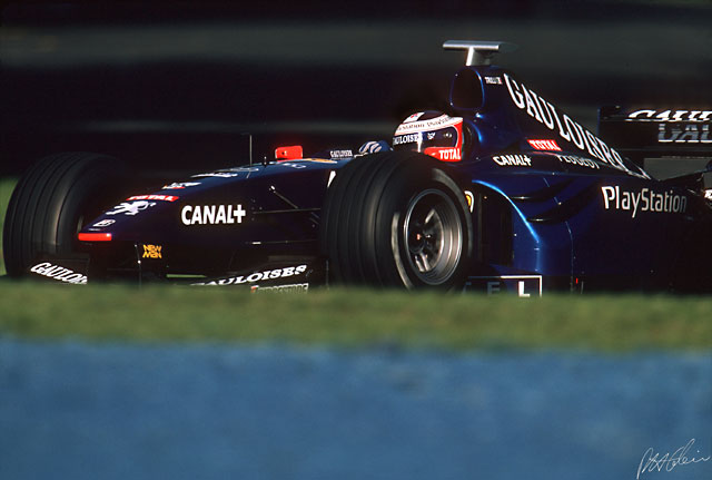 Trulli_1999_Australia_01_PHC.jpg