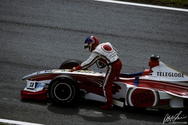 Villeneuve_1999_Brazil_02_PHC.jpg