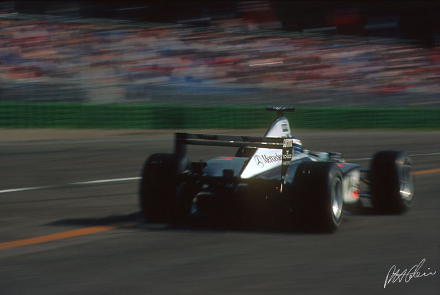 Hakkinen_1999_Germany_01_PHC.jpg