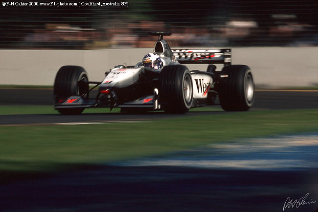 Coulthard_2000_Australia_01_PHC.jpg