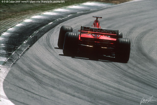 Barrichello_2000_Austria_02_PHC.jpg