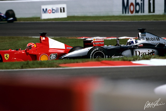 Coulthard_2000_France_01_PHC.jpg