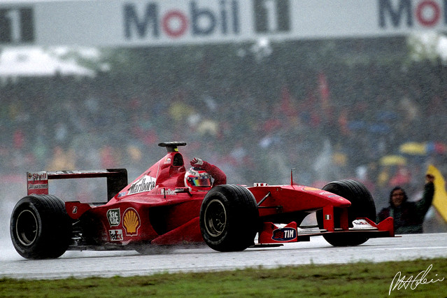 Barrichello_2000_Germany_04_PHC.jpg