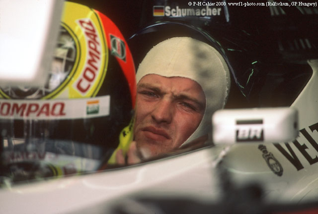 RalfSchumacher_2000_Hungary_02_PHC.jpg