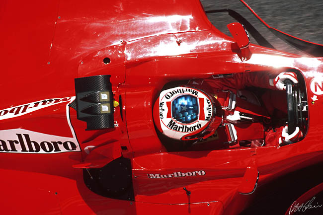 Barrichello_2000_Imola_03_PHC.jpg