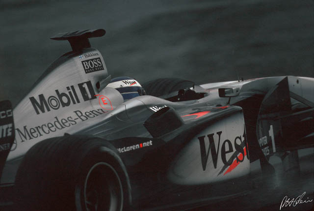 Hakkinen_2000_Nurburgring_01_PHC.jpg