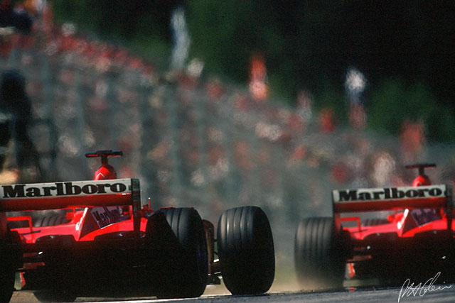 Barrichello-Schum_2001_Austria_01_PHC.jpg