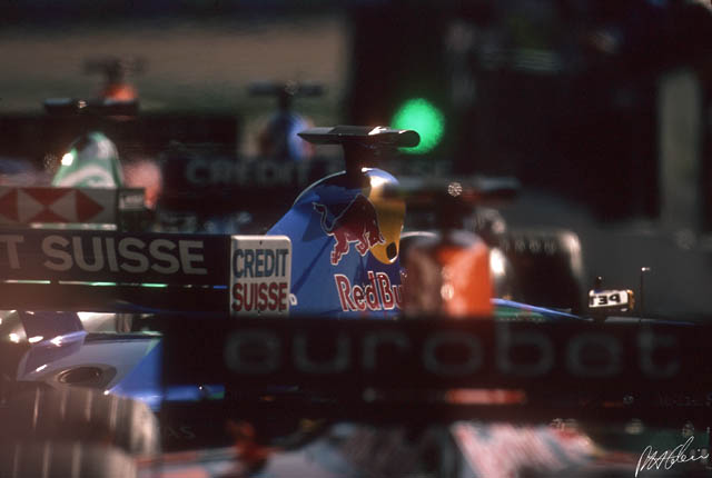 Raikkonen_2001_France_02_PHC.jpg