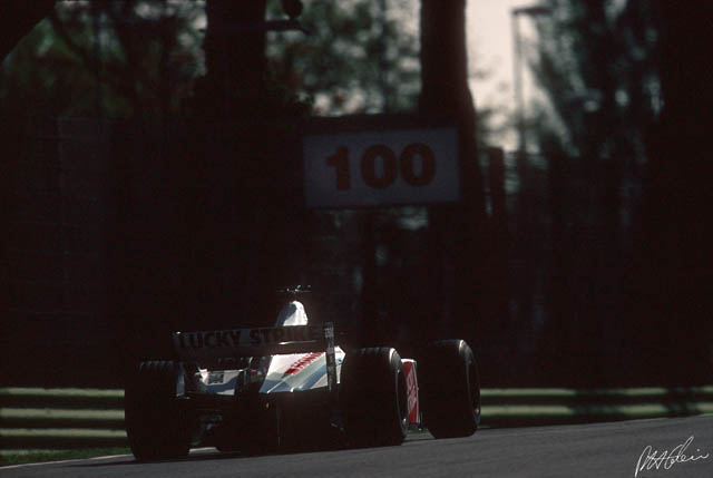 Panis_2001_Imola_01_PHC.jpg