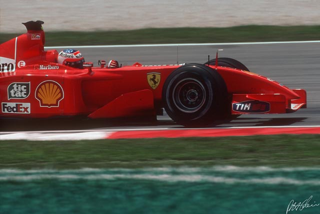 Barrichello_2001_Malaysia_03_PHC.jpg