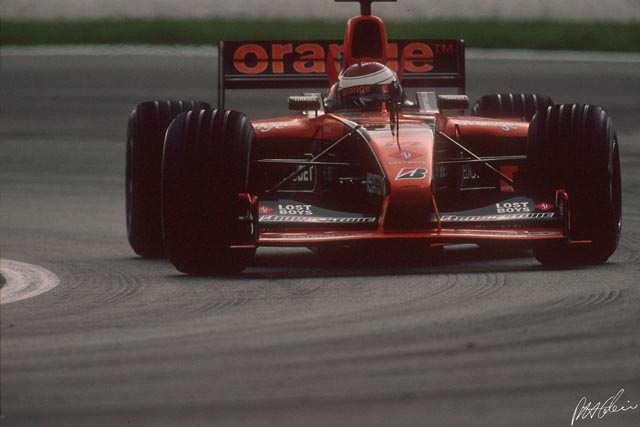 Verstappen_2001_Malaysia_01_PHC.jpg