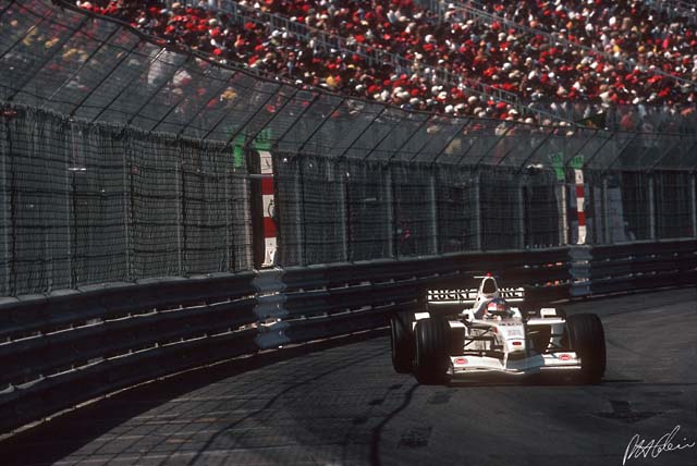 Villeneuve_2001_Monaco_02_PHC.jpg