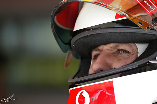 Schumacher_2002_France_05_PHC.jpg