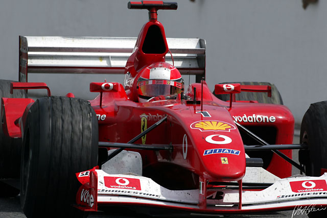 Schumacher_2002_France_07_PHC.jpg