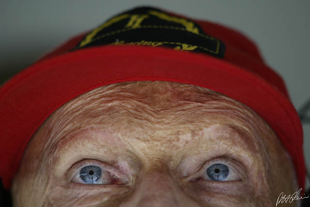 Lauda_2002_Imola_01_PHC.jpg