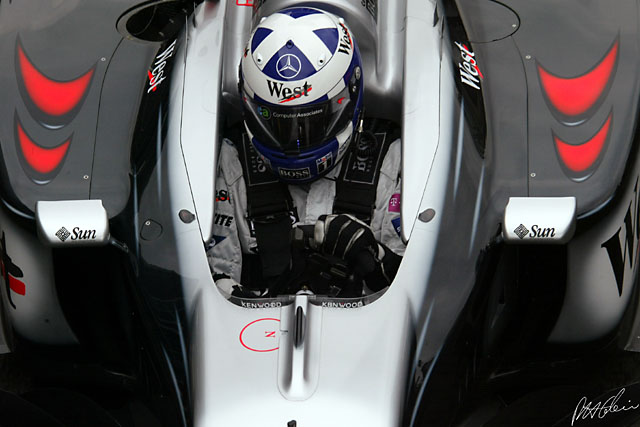 Coulthard_2002_Italy_02_PHC.jpg