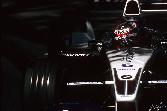 Montoya_2002_Monaco_01_PHC.jpg