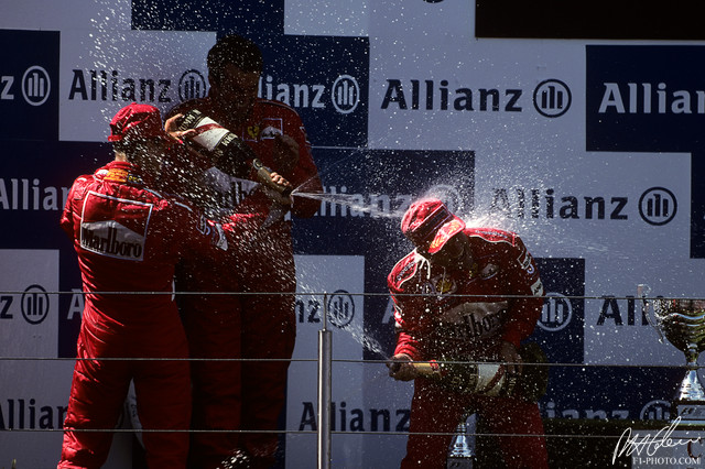 Podium_2002_Nurburgring_01_PHC.jpg