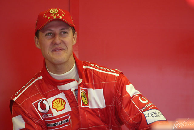 Schumacher_2002_USA_01_PHC.jpg