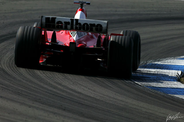 Barrichello_2003_Germany_01_PHC.jpg