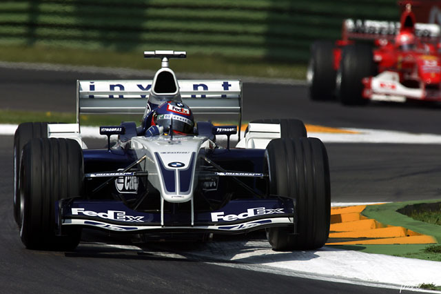 Montoya-Schumacher_2003_Imola_01_PHC.jpg