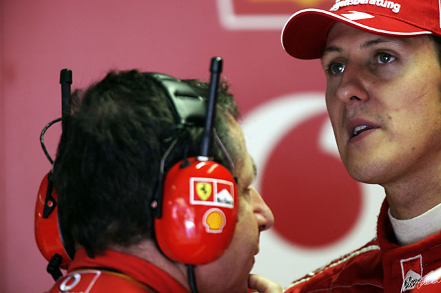 Schumacher_2003_Italy_02_PHC.jpg