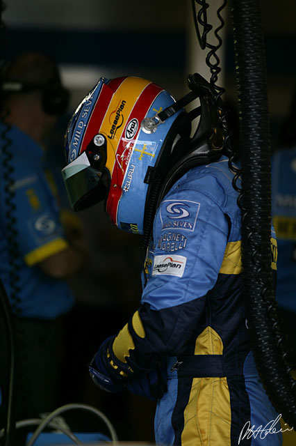 Alonso_2004_Australia_05_PHC.jpg