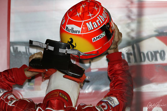 Schumacher_2004_Australia_05_PHC.jpg