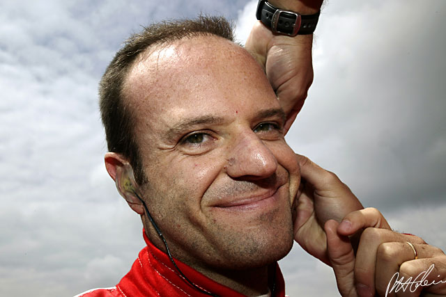 Barrichello_2004_England_02_PHC.jpg