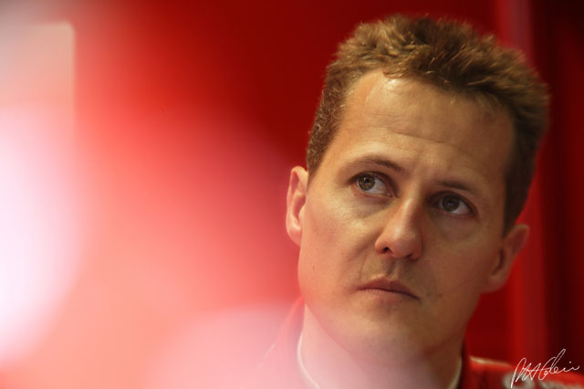 Schumacher_2004_France_02_PHC.jpg