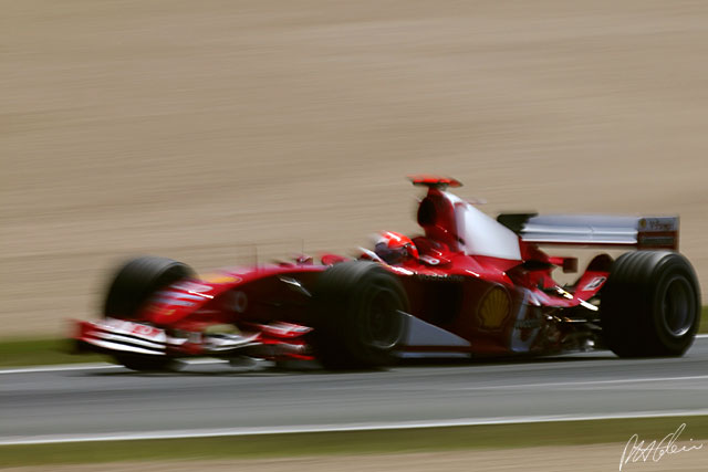 Schumacher_2004_France_05_PHC.jpg