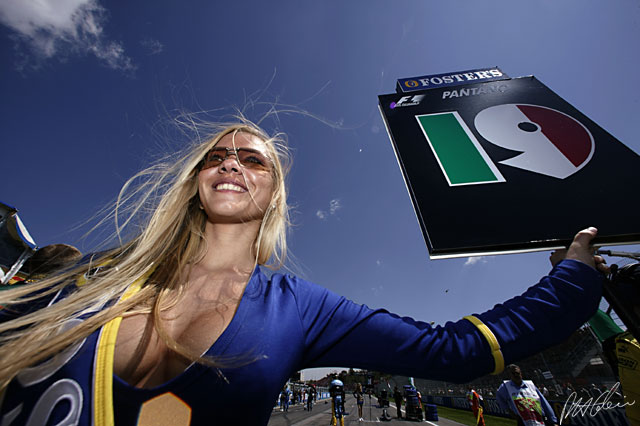 Girl_2004_Imola_01.jpg