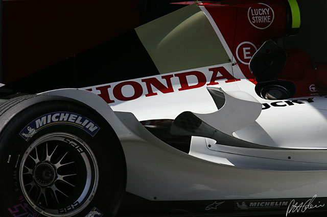 Graphics_2004_Imola_04.jpg