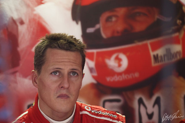 Schumacher_2004_Imola_06.jpg