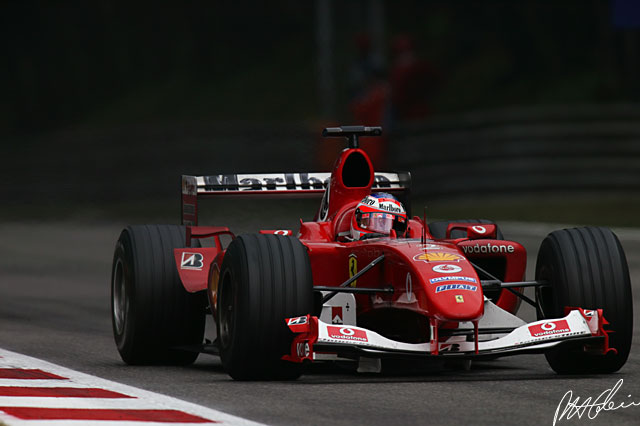 Barrichello_2004_Italy_08_PHC.jpg