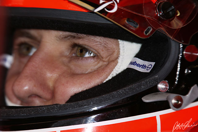 Schumacher_2004_Spain_07_PHC.jpg