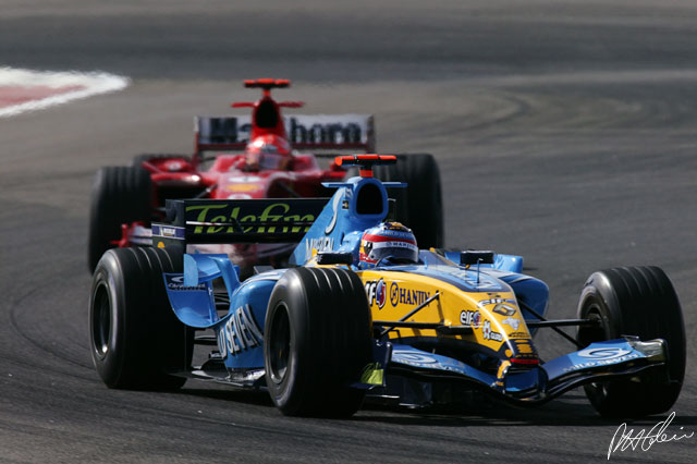 Alonso_2005_Bahrain_02_PHC.jpg