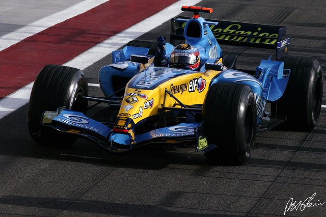 Alonso_2005_Bahrain_04_PHC.jpg