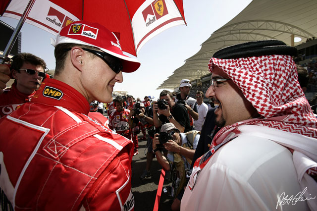 Schumacher_2005_Bahrain_03_PHC.jpg