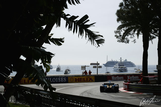 Alonso_2005_Monaco_03_PHC.jpg