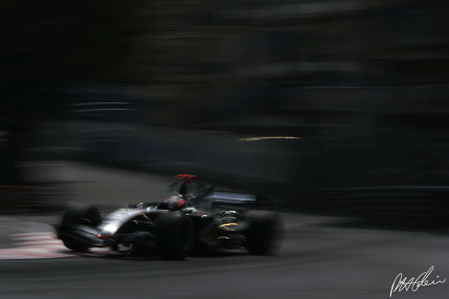 Raikkonen_2005_Monaco_08_PHC.jpg